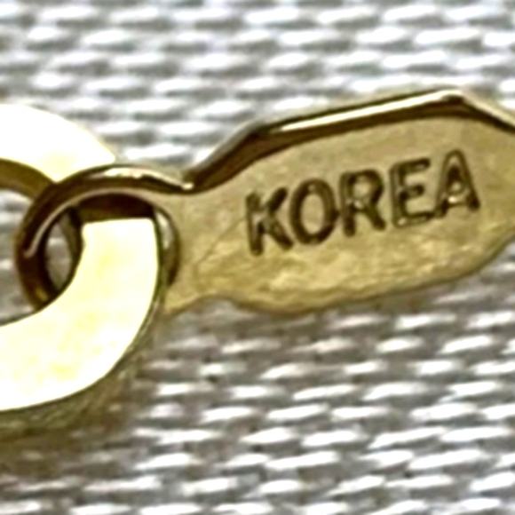 Vintage Goldtone and Black Metal Braided Herringbone Chain Necklace Korea - Picture 9 of 10